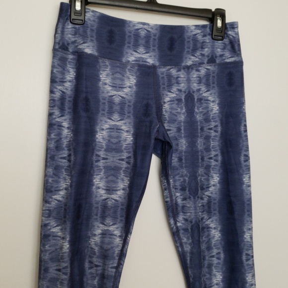 Blue and White Tie Die Yoga Leggings - Picture 2 of 6